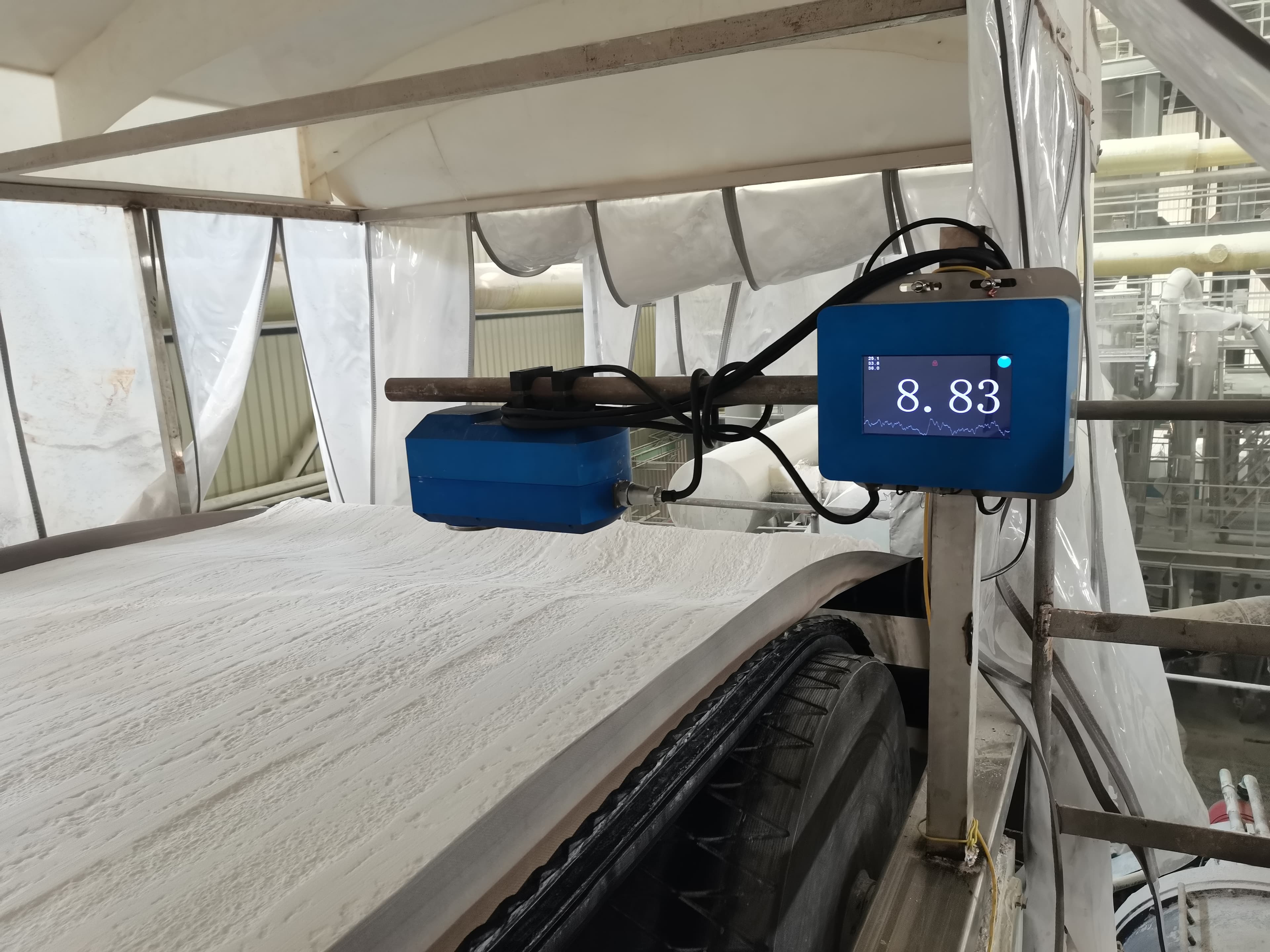 ALZRO online NIR moisture analyzer — Baking Soda